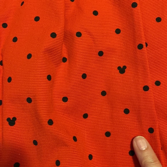 Oh My Disney XL mini skirt red with black dot and Mickey head pattern - Picture 3 of 7